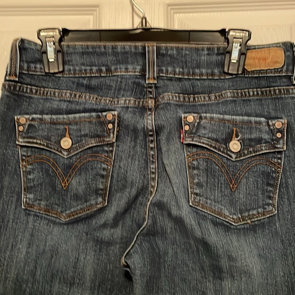 Women’s 526 Levi jeans 8S Slender bootcut. Doubler button closure button pockets - Picture 7 of 10